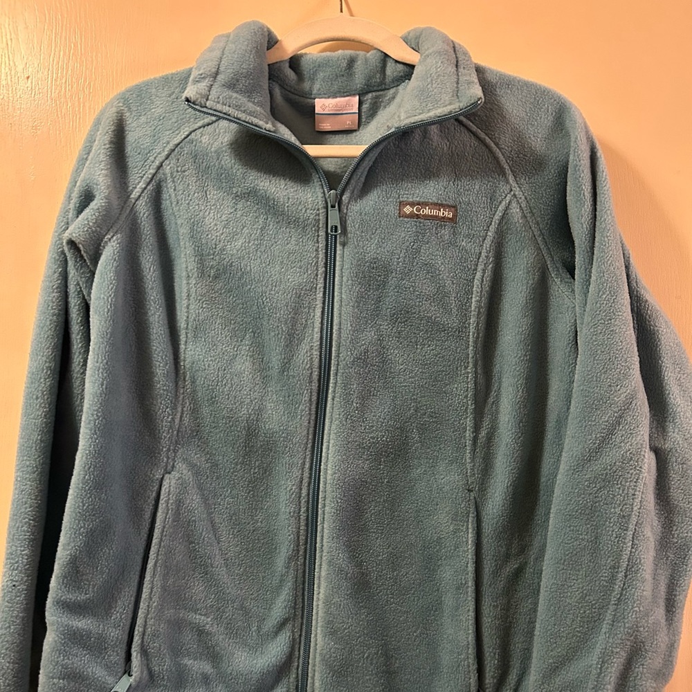 Columbia petite large zip up